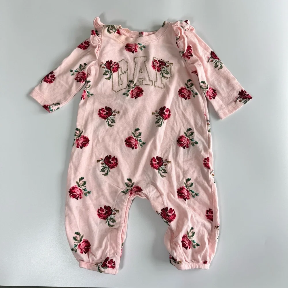BabyGap Newborn Baby Girl Outfit Pink Floral One Piece Gold Cardigan Sweater